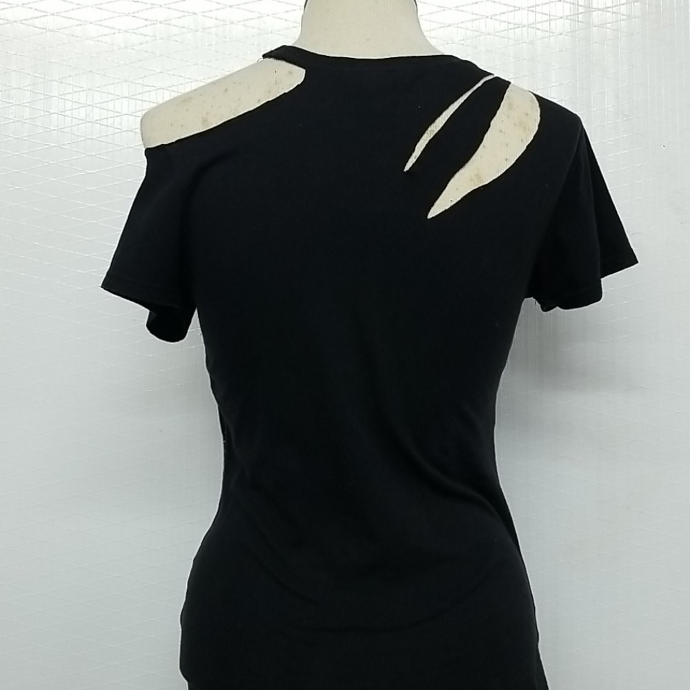 Las Vegas vampy tee with cutouts - Picture 4 of 5